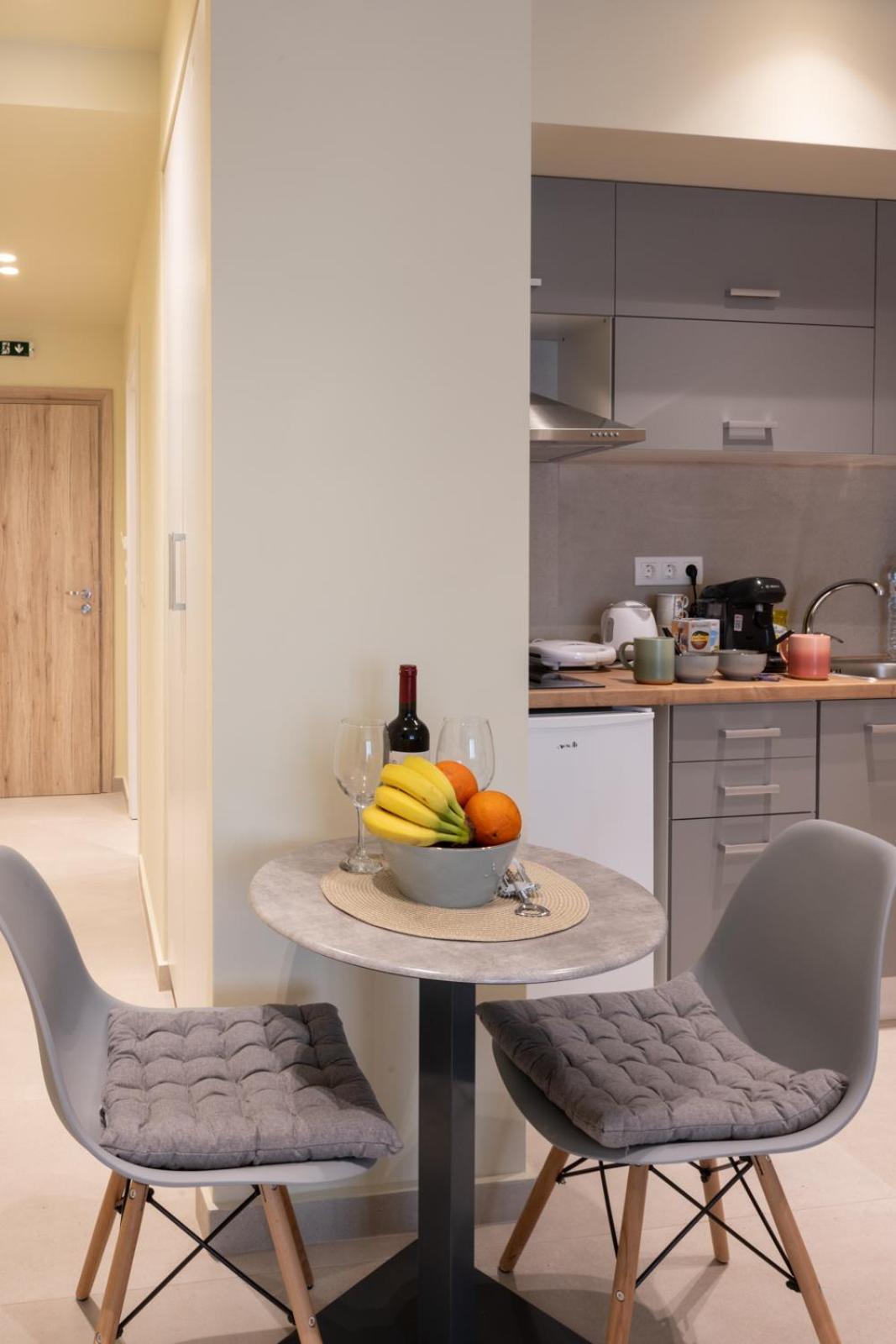 Monastiraki Urban Apartment *